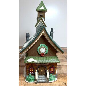 The Snow Village North Pole Chapel Handpainted Porcelain With Box